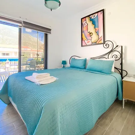 Nur & 3* Kalkan